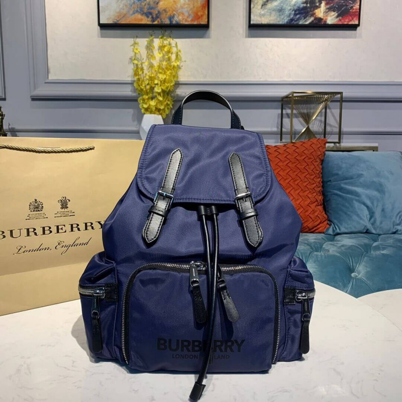 Burberry The Medium Rucksack in Logo Print Nylon 80116191