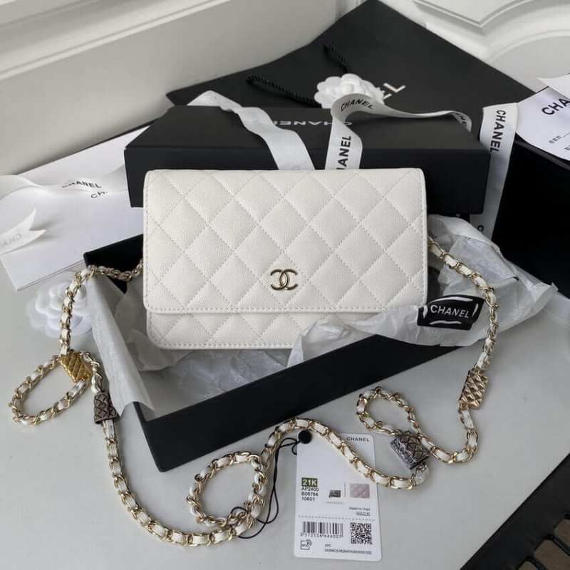 Chanel Caviar Calfskin WOC Wallet On Chain AP2400