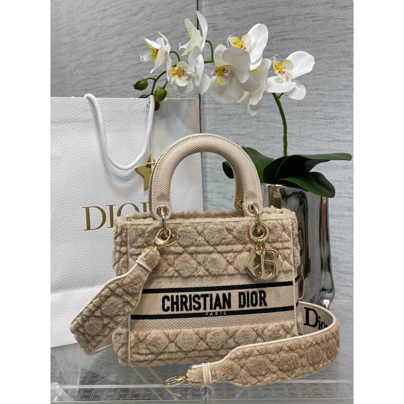 Christian Dior Medium Lady D-Lite Bag M05659 in Cannage Shearling