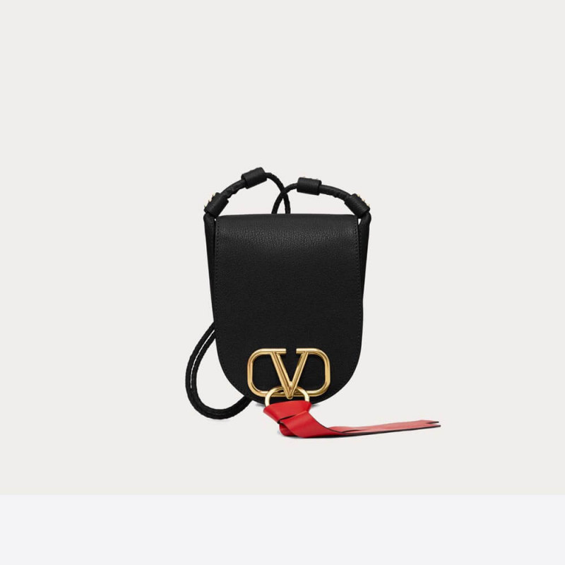 Valentino Garavani Small Vring Crossbody Bag 0910