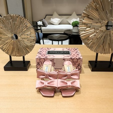 Jimmy Choo Bow wrinkled sandals series