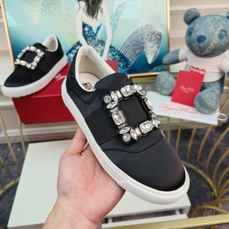 Roger Vivier diamond buckle casual sports shoes