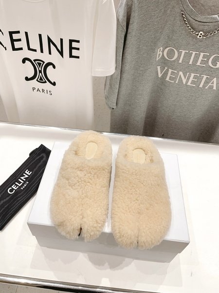 Celine European imported grade A wool slippers