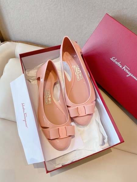 Ferragamo women s shoes