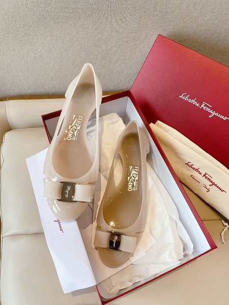 Ferragamo women s shoes