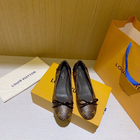 Louis Vuitton Bow flat shoes ballet shoes