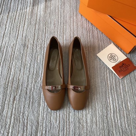 Hermes New goatskin flat shoes Pumps