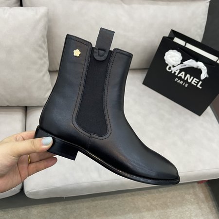 Chanel Knight s Boot Camellia