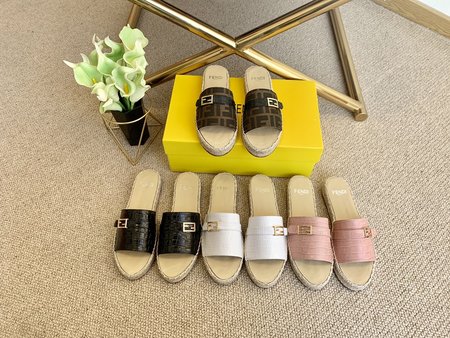 Fendi Wide strap romenade slippers Espadrilles