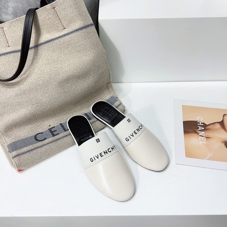 Givenchy simple flat loafers