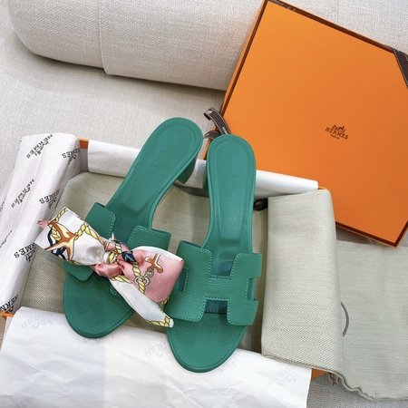 Hermes Oasis mid-heeled sandals