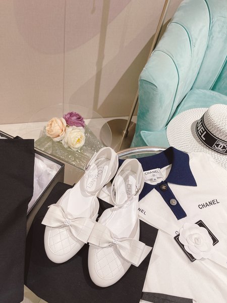 Chanel bow sandals