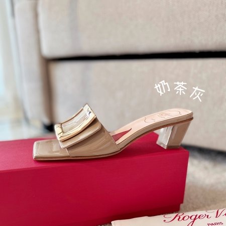 Roger Vivier Comfortable leather sandals