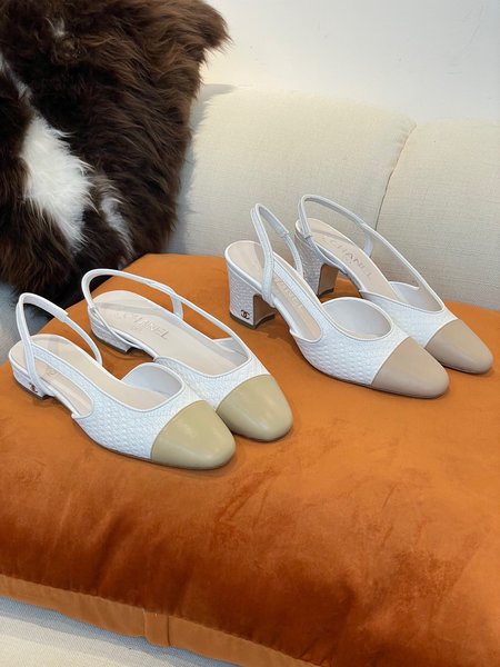 Chanel Classic slinGback pumps