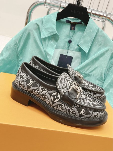 Louis Vuitton Loafers/Singles