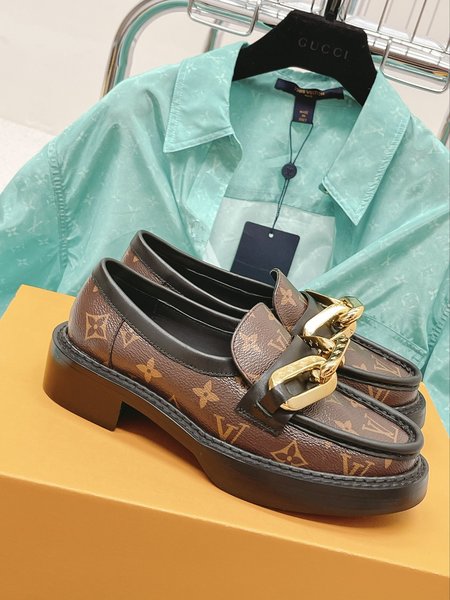 Louis Vuitton Loafers/Singles