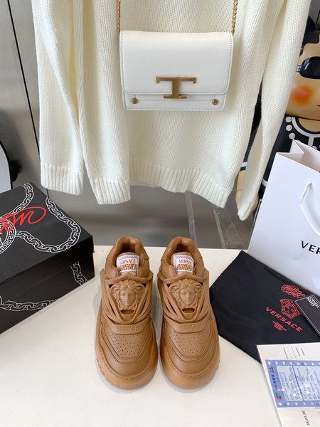 Versace Medusa casual sneakers