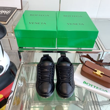 Bottega Veneta bread shoes