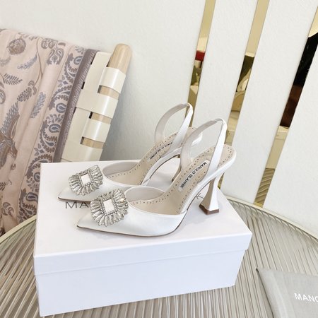 Manolo Blahnik High heel