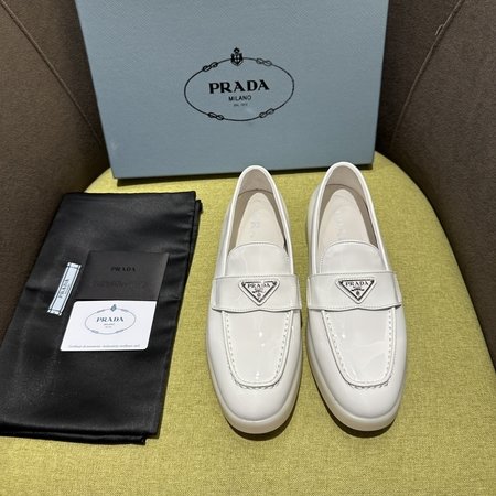 Prada Saint-Tropez series casual shoes