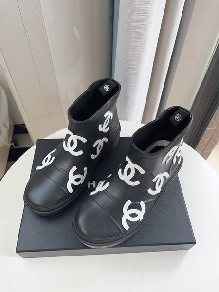 Chanel TPU one-piece rain boots