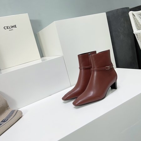 Celine Retro Arc de Triomphe hardware buckle small square toe short boots