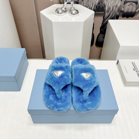 Prada Round toe triangular buckle furry shoes