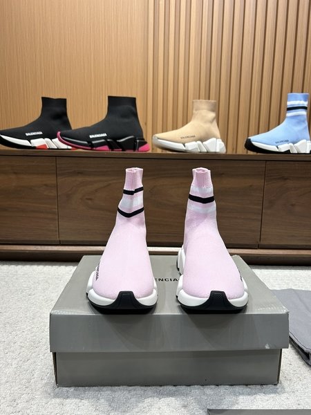 Balenciaga couple socks shoes