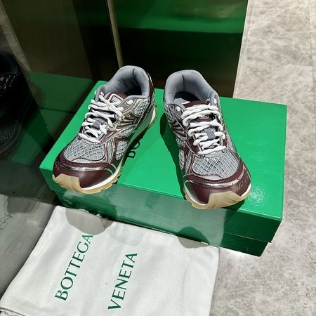 Bottega Veneta Couple style sneakers