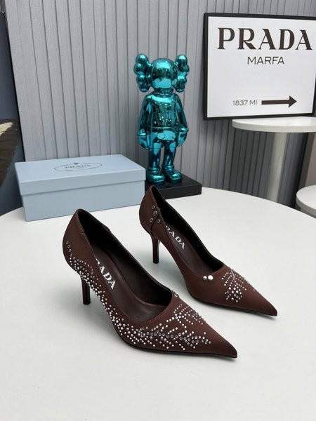 Prada The latest long boots, sandals, women s shoes, thin heels, empty backs, thick heels series