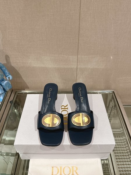 Dior New flat/medium heel sandals and slippers