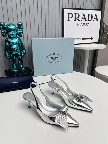 Prada The latest long boots, sandals, women s shoes, thin heels, empty backs, thick heels series