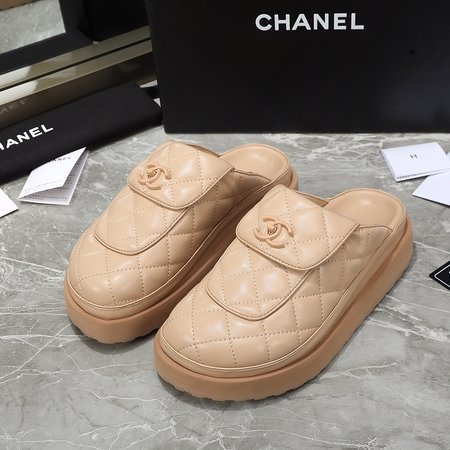 Chanel CC buckle half slippers with classic rhombus elements