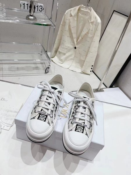 Dior Walk n series embroidered thick-soled canvas shoes casual sneakers