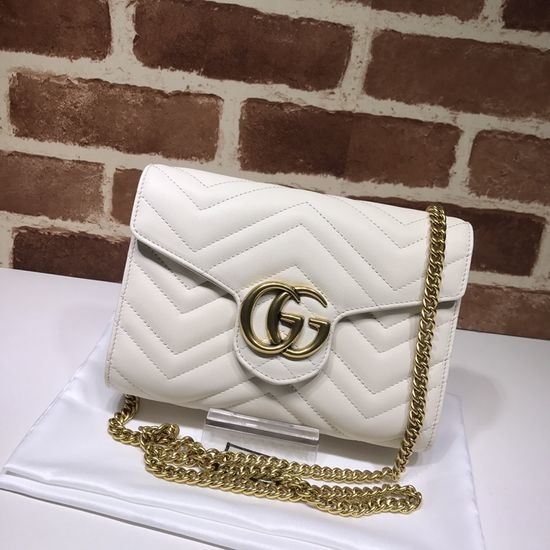 Gucci Off-White Chain Handbag Elegant Appearance 474575