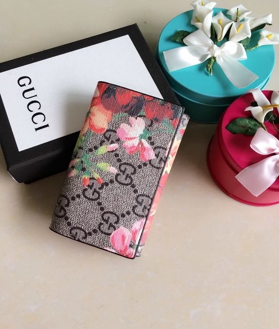 Gucci Geranium Printed Key Case 410084