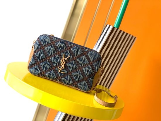 Yves Saint Laurent YSL Becky Quilted Clutch 608941