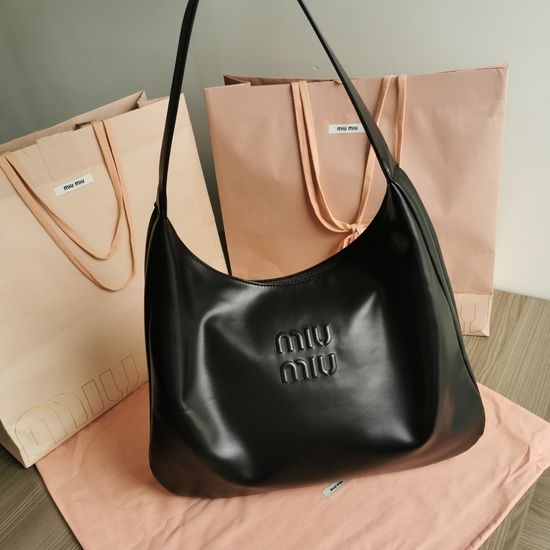 Miu Miu Hobo Bag Smooth Leather Shoulder Bag 5BB134