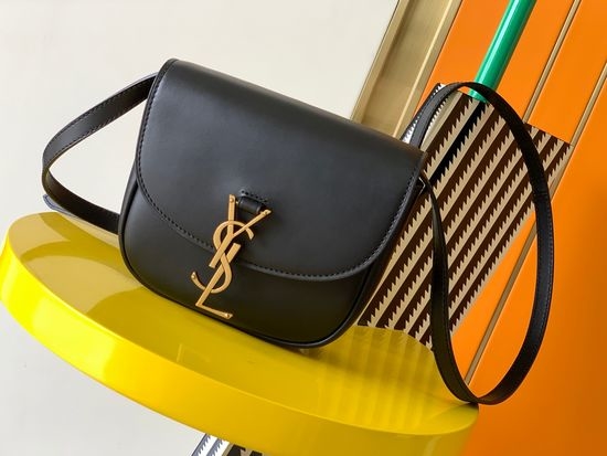 Yves Saint Laurent YSL Saddle Smooth Calfskin Small Bag 619740