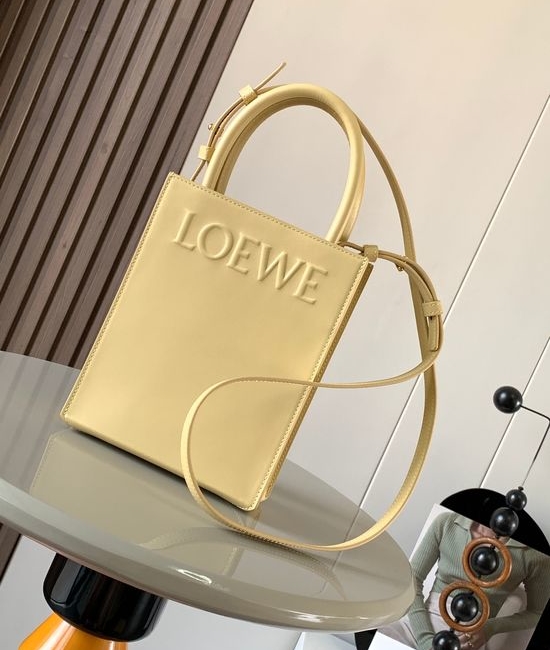 Loewe Standard A5 Tote Elegant Leather Bag 9019