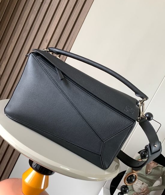 Loewe Puzzle Large Leather Handbag 9025