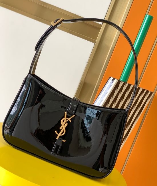 Yves Saint Laurent YSL Cleo Collection Classic Shoulder Purse 657228