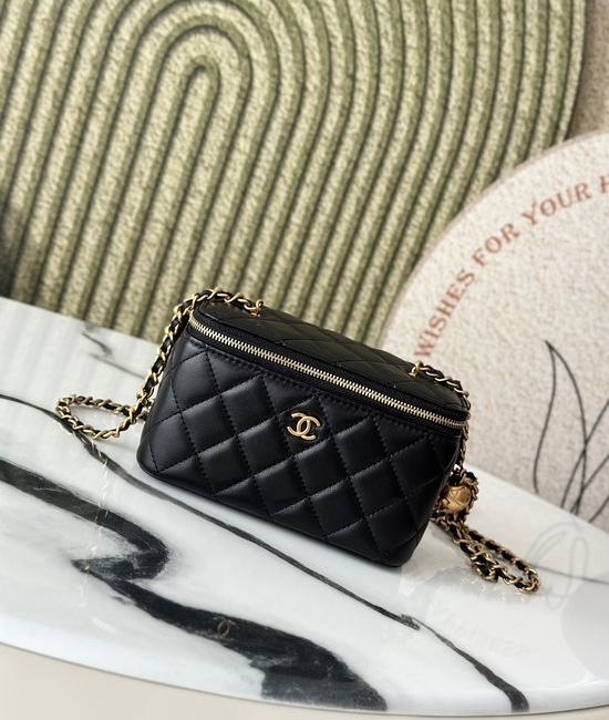 Chanel Cosmetic Box Bag Adjustable Chain Sheepskin 66015