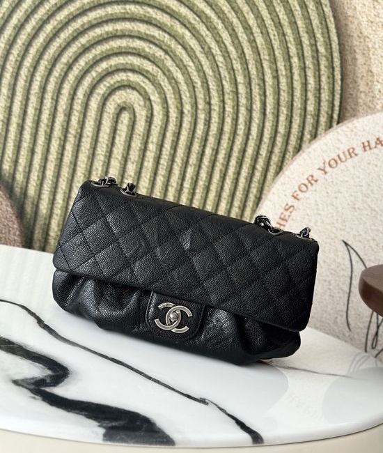 Chanel Vintage Cloud Bag A2223