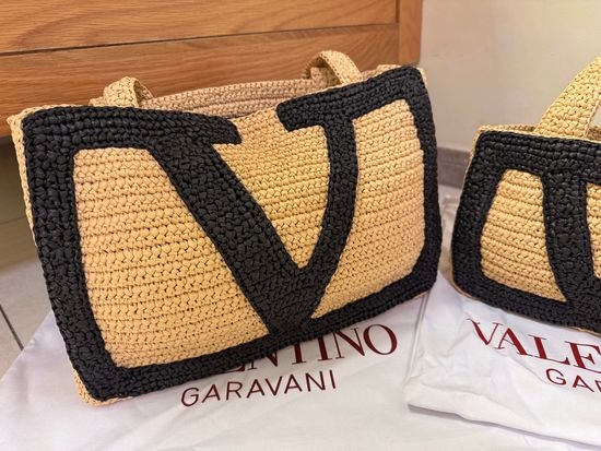 Valentino Garavani Raffia Handbag 2045