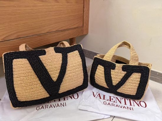 Valentino Garavani Raffia Tote Handbag 2045