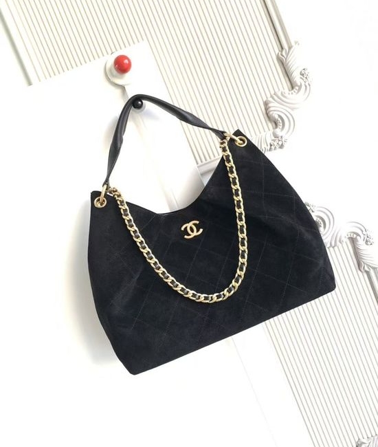 Chanel Hobo Textured Shoulder Bag AS5978
