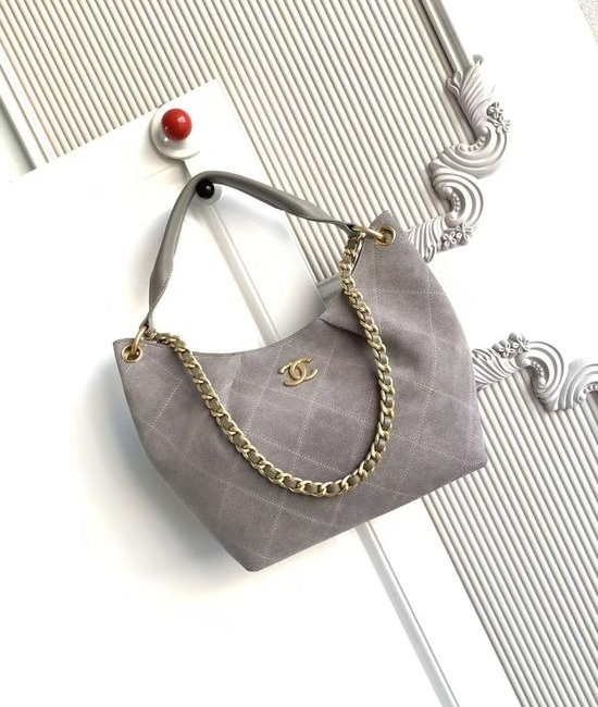 Chanel Hobo Shoulder Bag AS5970