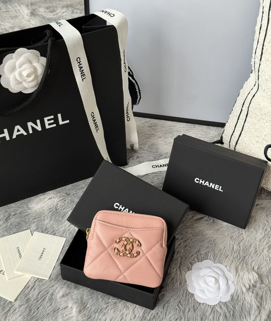 Chanel Wallet Lambskin Mini Card Holder AP2136