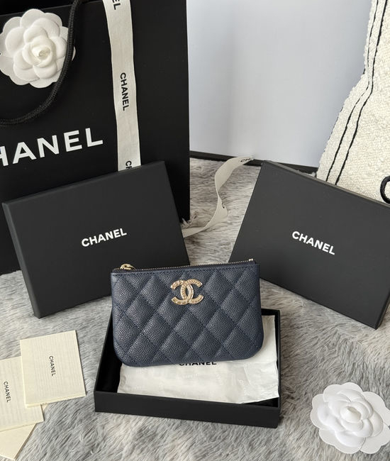 Chanel Caviar Leather Zipper Card Holder AP3099